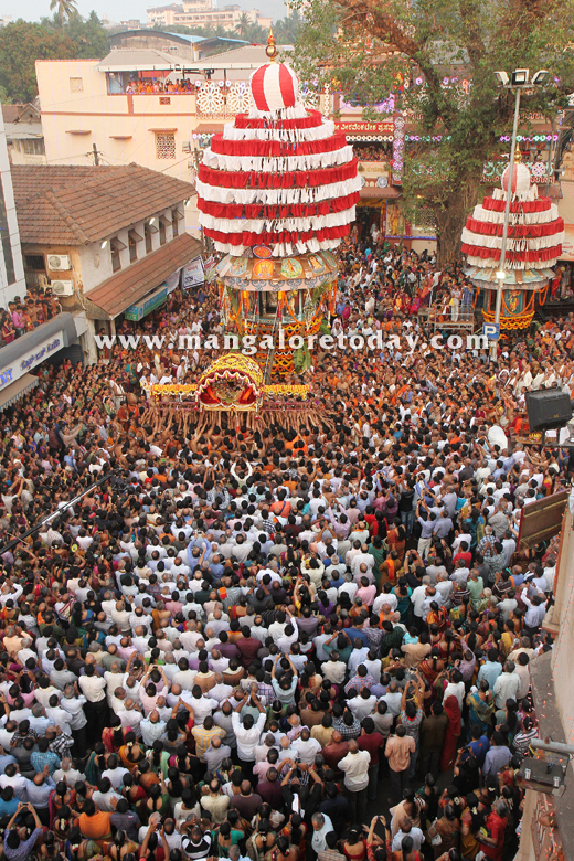 Mangalore Today Latest Main News Of Mangalore Udupi Page Thousands Witness Kodial Theru Of